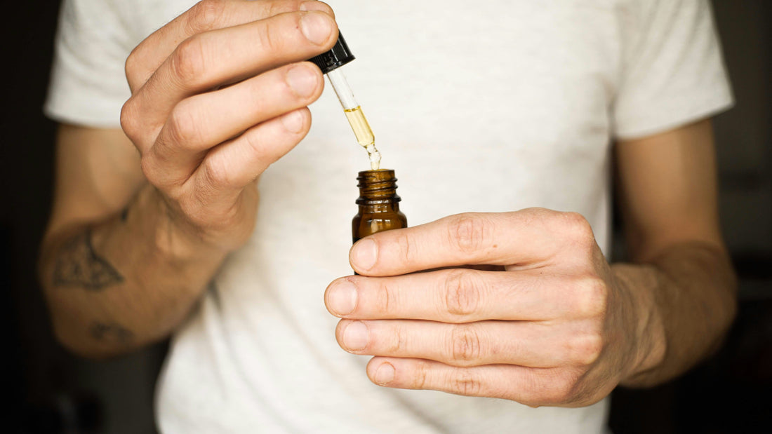 What Is a Tincture? A Beginner’s Guide to Herbal Extracts
